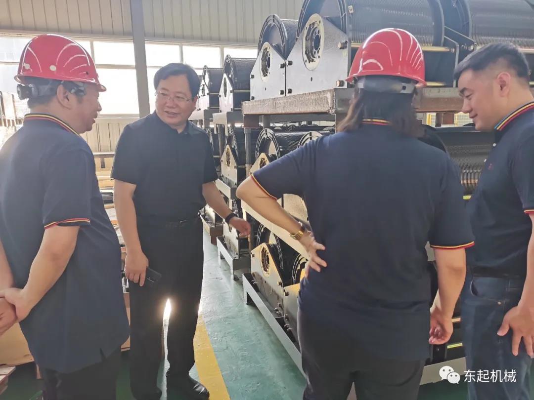 市產(chǎn)業(yè)集聚區(qū)黨委副書記、管委會主任宋太俊一行蒞臨東起集團考察調(diào)研